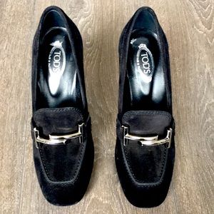 🪶 Tod’s Stacked suede black loafers size 5.5